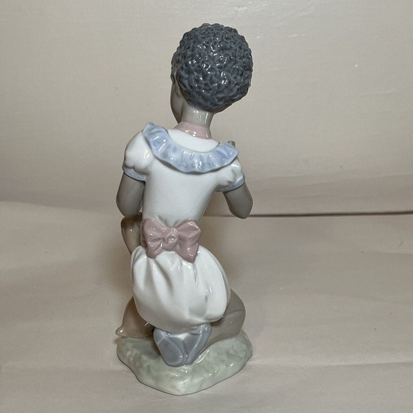 Rare Lladro Black Legacy Collection: #5836 "Sharing Sweets" Figurine, Girl, Dog - Picture 7 of 14